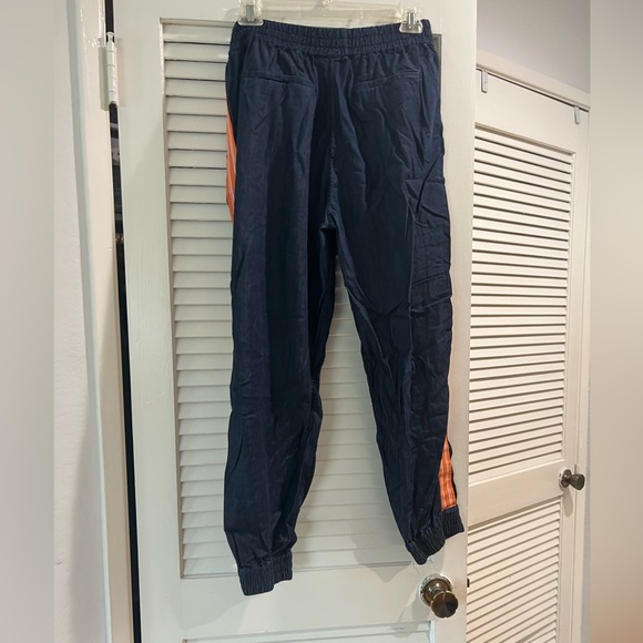 Sweaty Betty Twilight Sport 7/8 Length Chambray Side Stripe Joggers - Picture 7 of 9